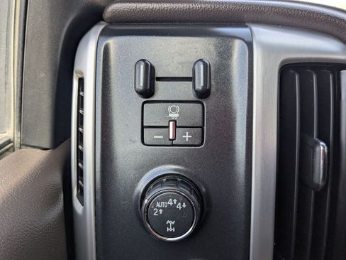 Used 2018 GMC Sierra 1500 SLT w/ SLT Premium Package AWD/4WD image 22