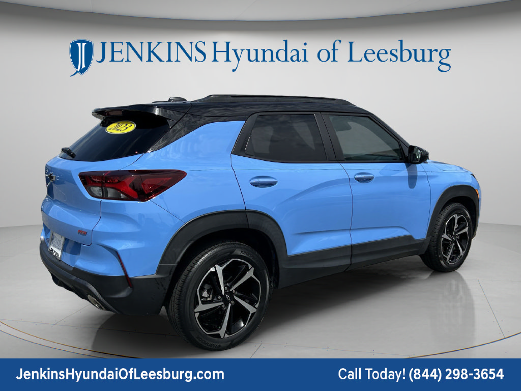 Used 2023 Chevrolet TrailBlazer RS w/ Convenience Package FWD image 5