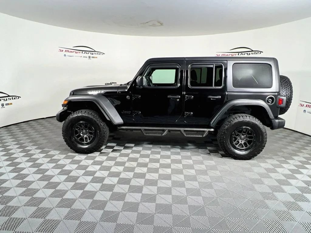 Used 2023 Jeep Wrangler Unlimited Sport w/ Xtreme 35 Tire Package AWD/4WD image 5