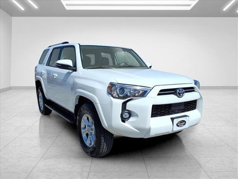 Used 2024 Toyota 4Runner SR5 Premium AWD/4WD image 3