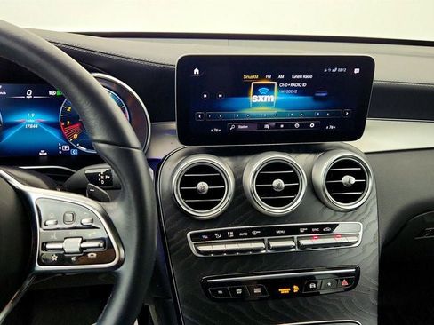 Used 2023 Mercedes-Benz GLC 300 4MATIC Coupe image 17