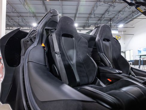 Used 2020 McLaren 720S Performance image 26