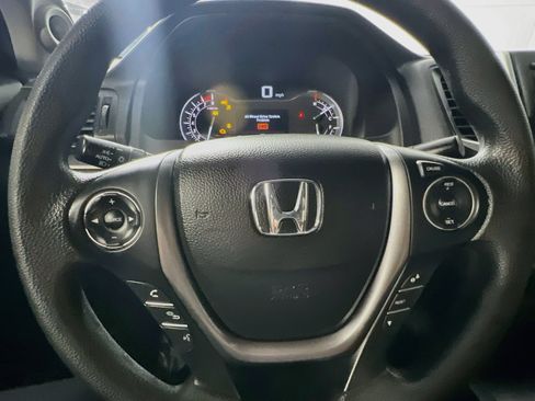 Used 2019 Honda Ridgeline Sport image 18