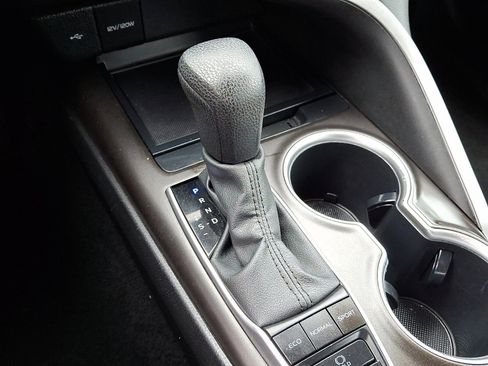 Used 2024 Toyota Camry LE w/ Convenience Package AWD/4WD image 14