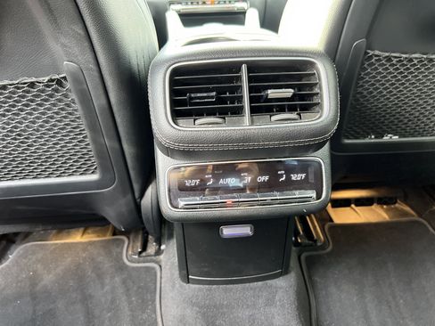 Used 2022 Mercedes-Benz GLS 450 450 image 41