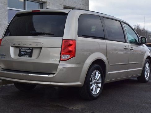 Used 2013 Dodge Grand Caravan SXT w/ Rear Park Assist Pkg image 11