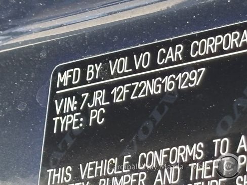 Used 2022 Volvo S60 B5 Momentum w/ Premium Package image 32