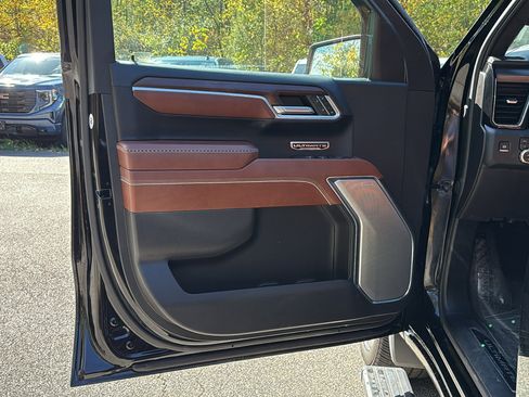 Certified 2024 GMC Sierra 1500 Denali Ultimate image 12
