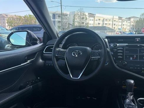 Used 2018 Toyota Camry XLE w/ Audio Package image 26