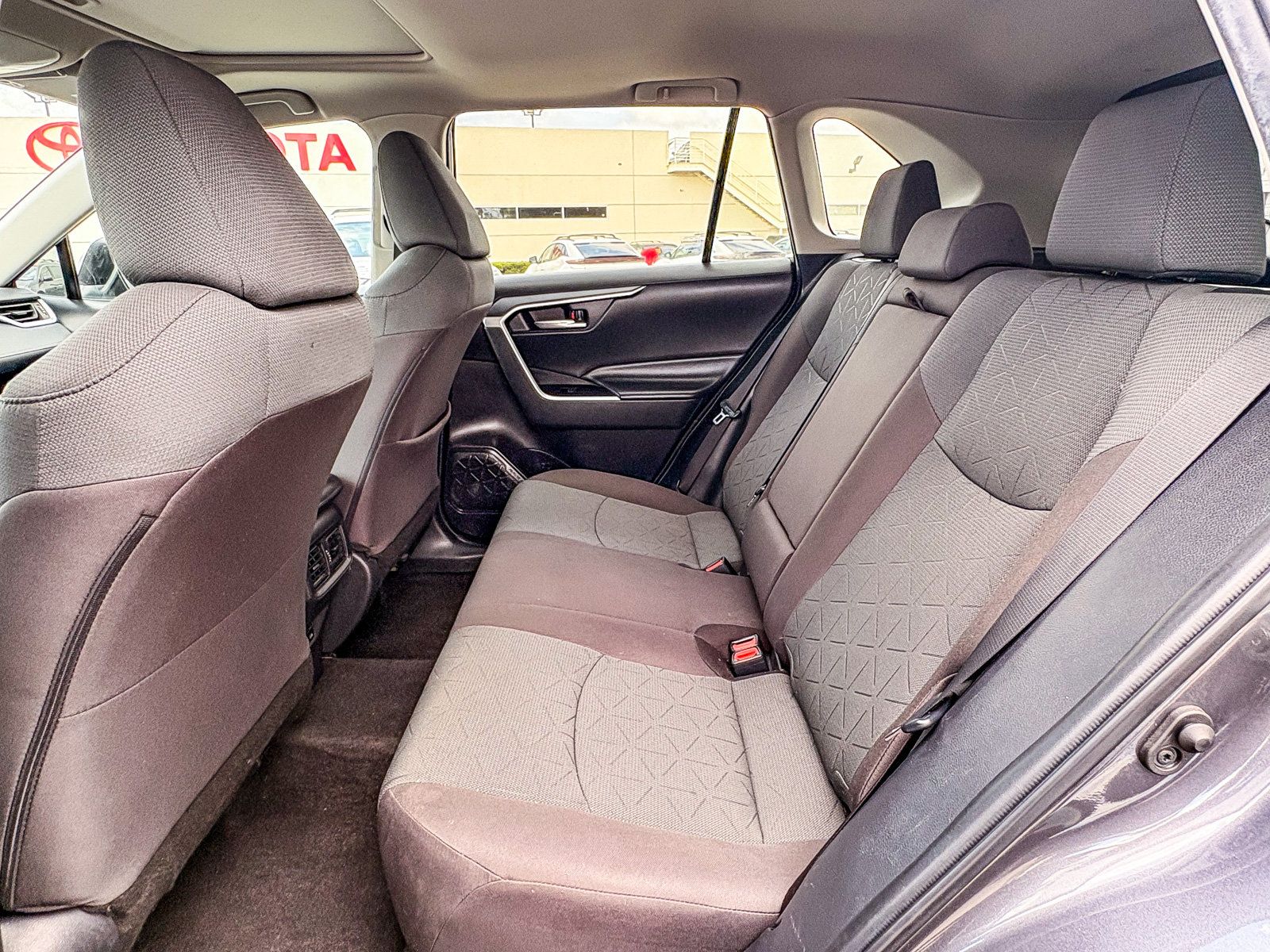 Used 2023 Toyota RAV4 XLE w/ Convenience Package FWD image 18