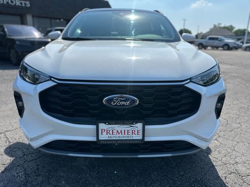 Used 2023 Ford Escape ST-Line Select w/ Tech Pack #2 AWD/4WD image 8