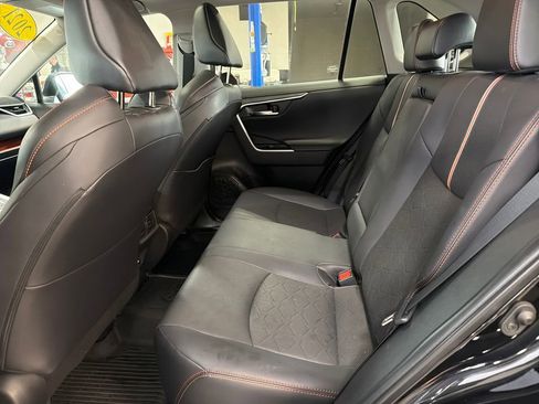 Used 2021 Toyota RAV4 Adventure w/ Convenience Package AWD/4WD image 63