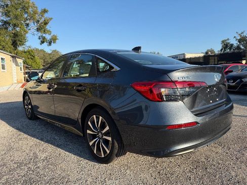 Used 2024 Honda Civic EX image 7