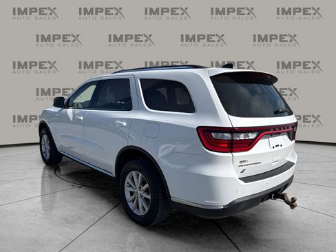 Used 2022 Dodge Durango SXT w/ Trailer Tow Group IV image 3
