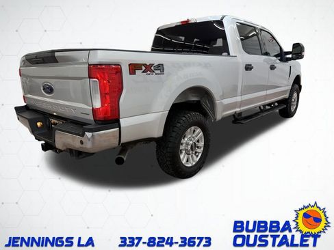 Used 2019 Ford F250 XLT w/ XLT Value Package image 6