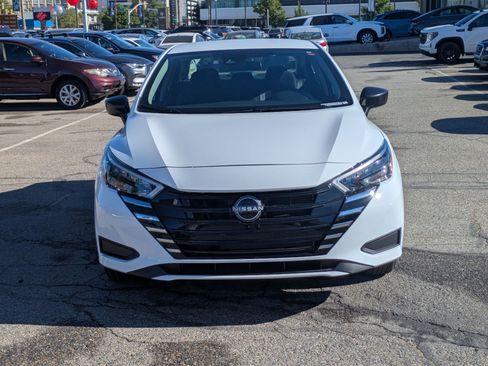 Used 2025 Nissan Versa S w/ Trunk Package FWD image 11
