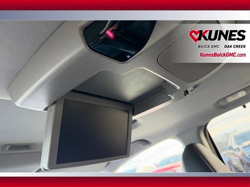 Used 2021 Honda Pilot Touring image 32