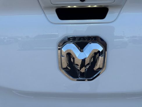 Used 2022 RAM 1500 Big Horn AWD/4WD image 25
