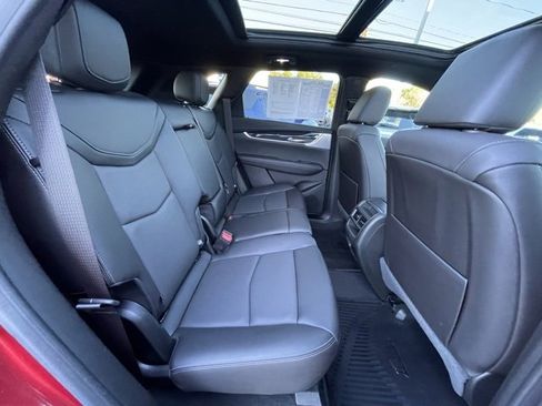 Certified 2024 Cadillac XT5 Premium Luxury w/ Technology Package image 38