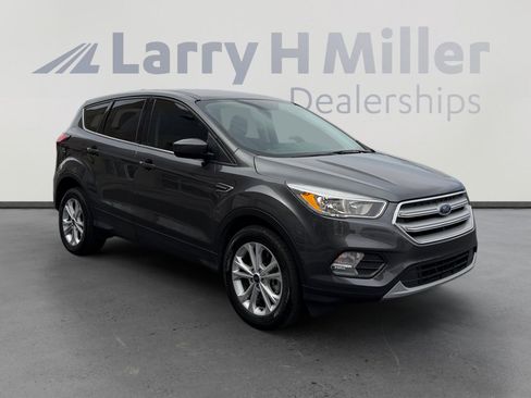 Used 2019 Ford Escape SE FWD image 7