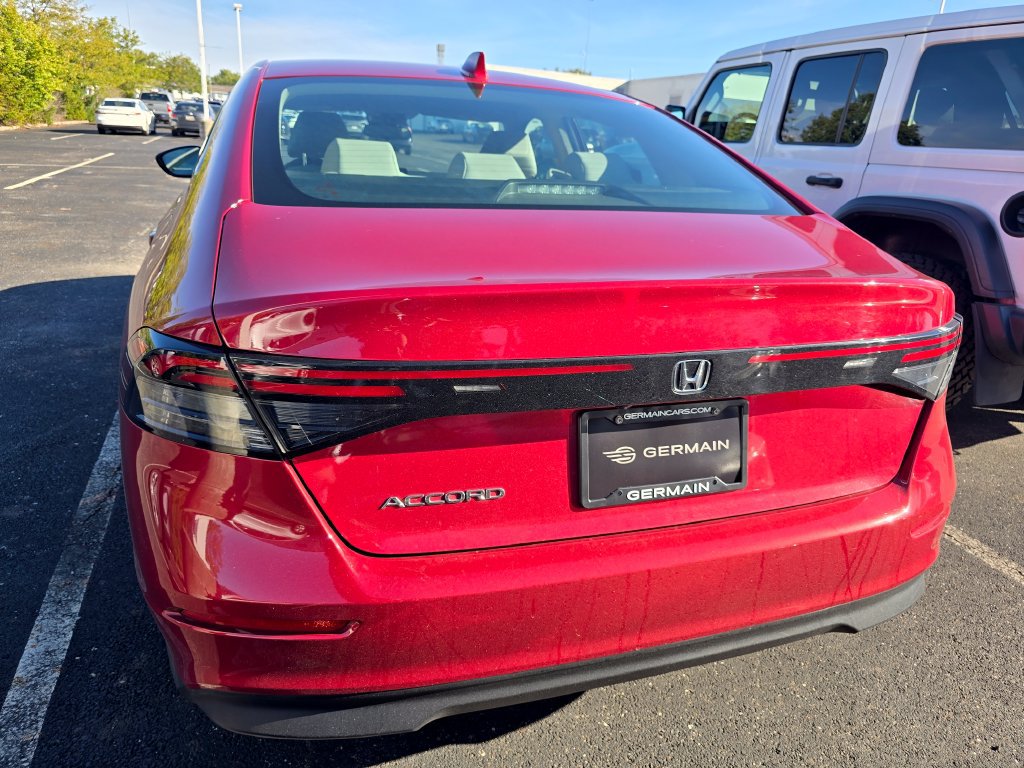 Used 2024 Honda Accord EX image 6