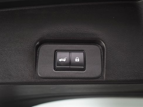 Used 2023 Nissan Rogue SV w/ SV Premium B Package AWD/4WD image 14