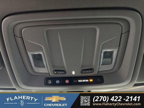 Used 2022 Chevrolet Silverado 1500 LT image 33