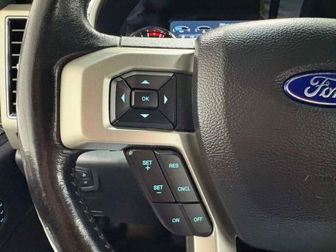 Used 2022 Ford F250 Lariat image 32