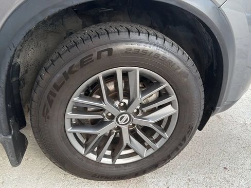 Used 2021 Nissan Rogue S FWD image 30