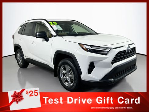 Used 2025 Toyota RAV4 LE AWD/4WD image 1