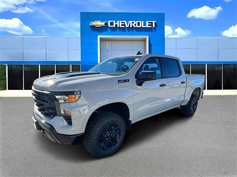 New 2026 Chevrolet Silverado 1500 Custom Trail Boss w/ LPO, Dark Essentials Package image 7