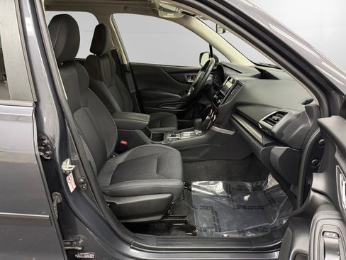 Used 2020 Subaru Forester Premium image 15