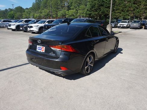 Used 2018 Lexus IS 300 w/ Premium Package RWD image 19
