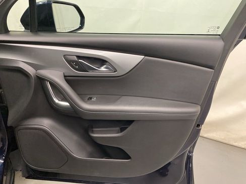 Used 2020 Chevrolet Blazer LT image 11