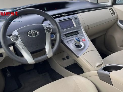 Used 2013 Toyota Prius Three FWD image 19