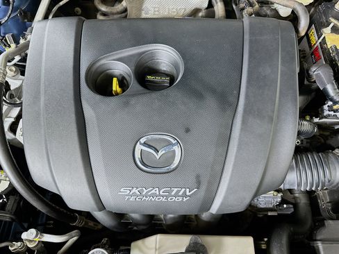 Used 2017 MAZDA MAZDA3 Touring FWD image 31
