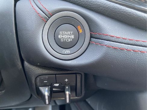 Used 2025 Dodge Durango R/T AWD/4WD image 32