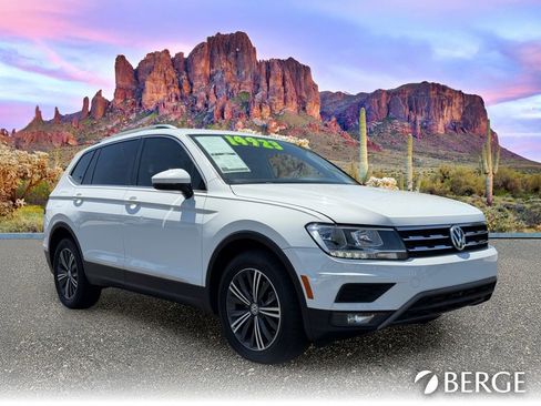 Used 2018 Volkswagen Tiguan SEL FWD image 9