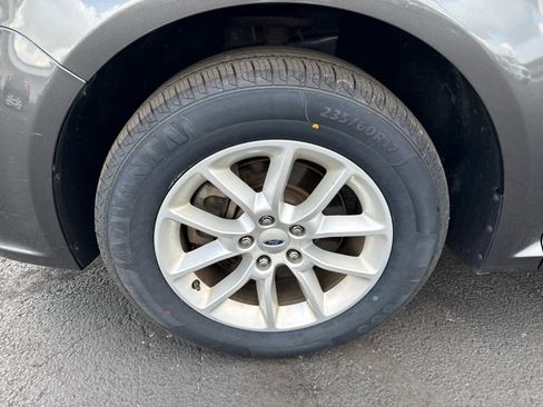 Used 2019 Ford Flex SE FWD image 9