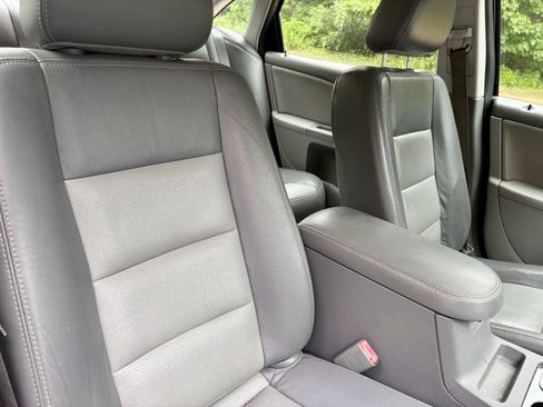 Used 2007 Mercury Montego Luxury FWD image 14