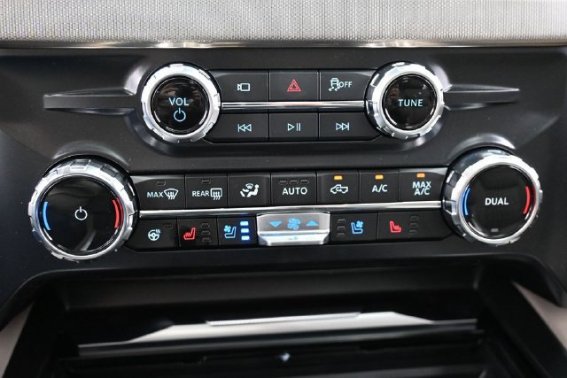 New 2026 Ford F250 Platinum w/ Platinum Plus Package AWD/4WD image 29