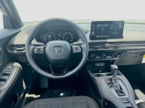 New 2027 Honda HR-V Sport image 17