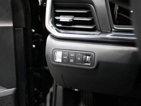 New 2026 GMC Terrain Denali w/ LPO, Black Badging Package image 23