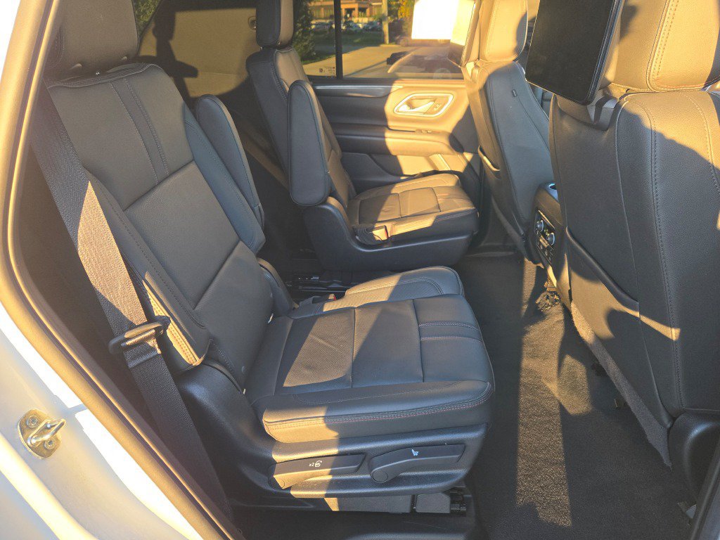 Certified 2022 Chevrolet Tahoe RST w/ Luxury Package AWD/4WD image 9