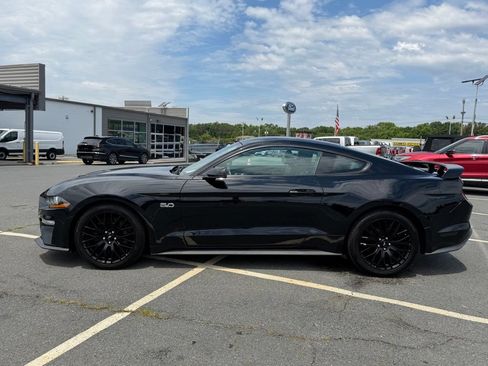 Used 2019 Ford Mustang GT Premium w/ GT Performance Package RWD image 7