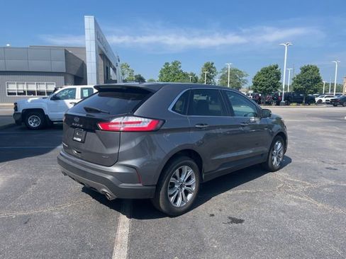Used 2024 Ford Edge Titanium image 8