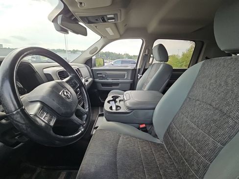 Used 2019 RAM 1500 Big Horn AWD/4WD image 10