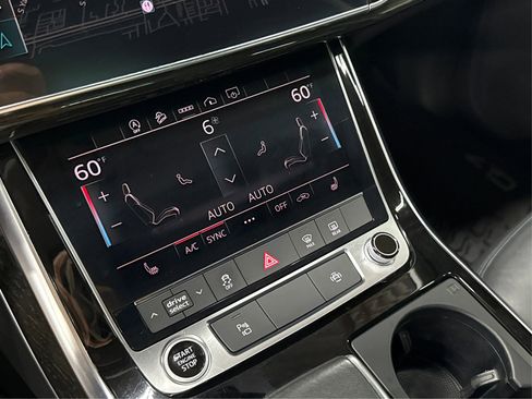 Used 2022 Audi Q7 3.0T Premium image 32