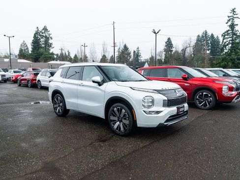 New 2026 Mitsubishi Outlander SEL image 27