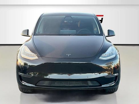 Used 2021 Tesla Model Y 2WD image 2